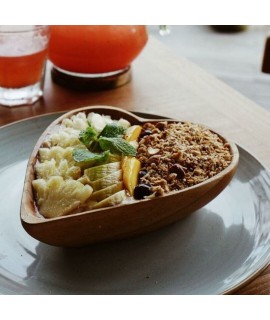 Ciotola in legno indonesiano