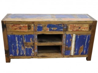 Cassetti e ante in legno massello